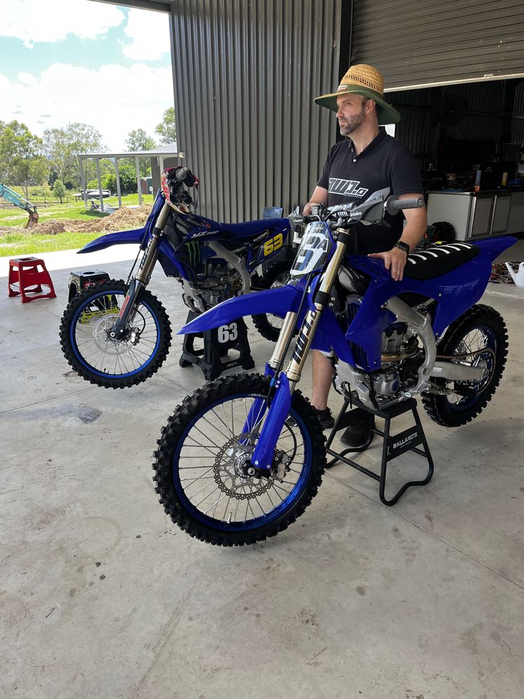 Casey Treasure with Deegan's YZ250F at the Two.O Motorsports workshop